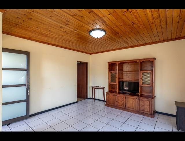 4 BEDROOM FREEHOLD SOLD IN WINDERMERE